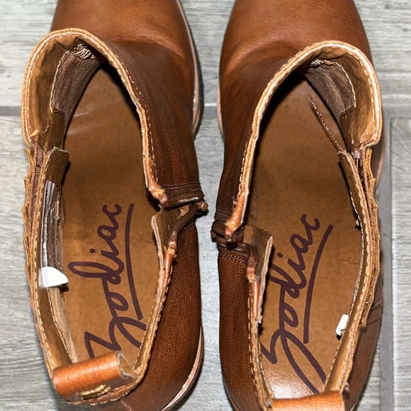 Zodiac Women’s 4” Indigo Wedge Booties size 9.5 NWT - Picture 9 of 12